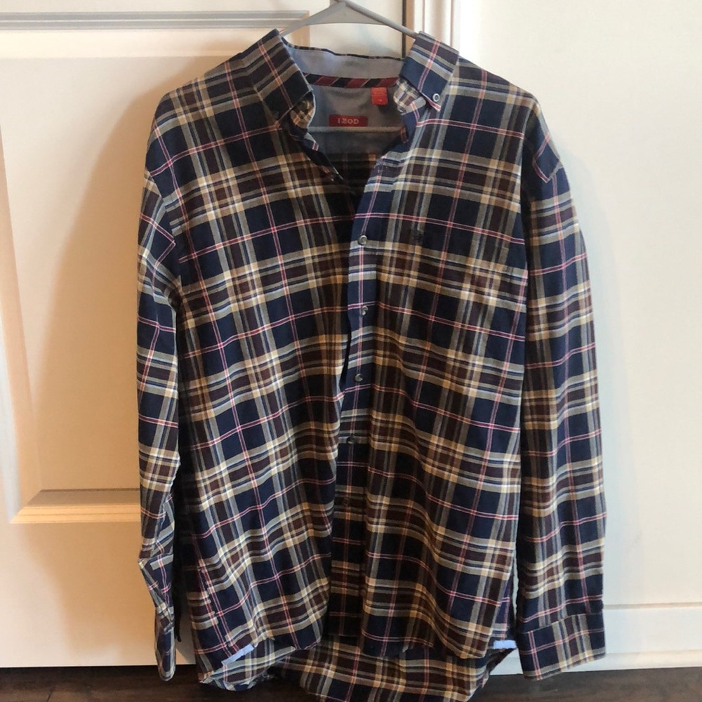 IZOD mens plaid button down top
